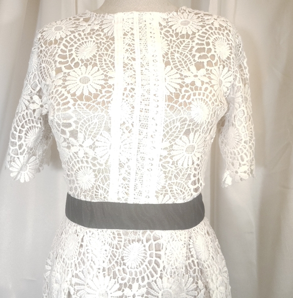 Lady Sharpely Maxi Dress, Vintage,White Lace Beige Lining, ZipUp, Short Sleeve,2 - Picture 6 of 14